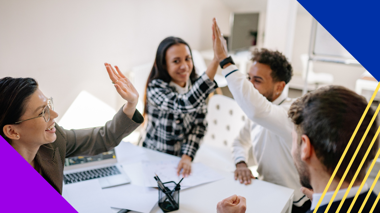 20 performance bonus examples every business should consider